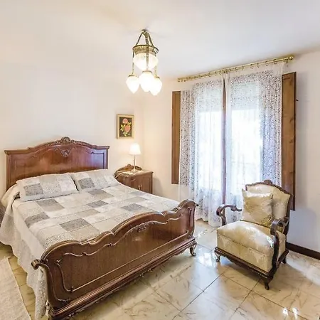 Inmobooking Family House Holidays Hébergement de vacances Riudoms